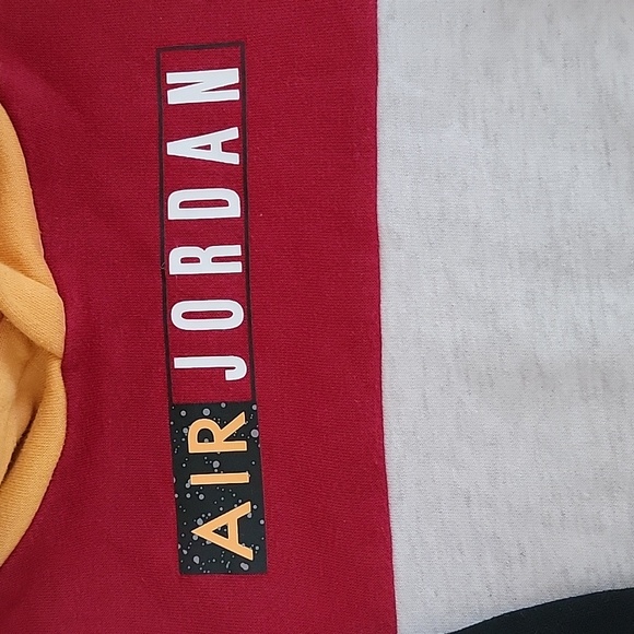Nike Air Jordan Hoodie - Picture 2 of 5
